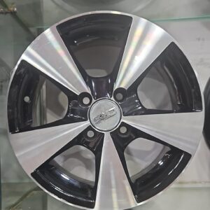 Size 14 / 4nut 100 PCD