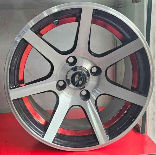 Size 13 / 4nut 100 PCD (Copy)