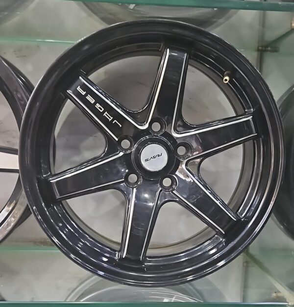 Size 15 / 4nut 100 PCD
