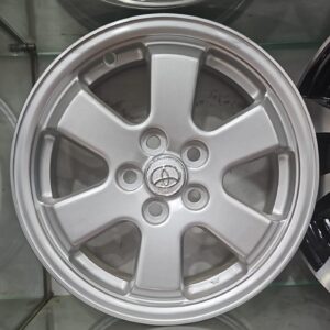 Size 15 / 4nut 100 PCD