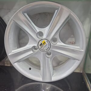 Size 13 / 4nut 114 PCD
