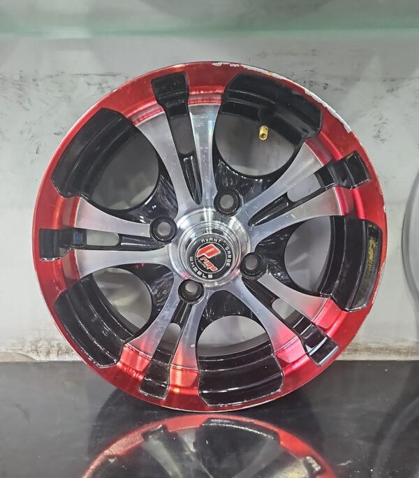 Size 13 / 4nut 114 PCD
