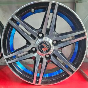 Size 13 / 4nut 100 PCD