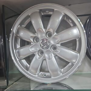 Size 14 / 4nut 100 PCD