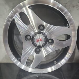 Size 13 / 4nut 114 PCD