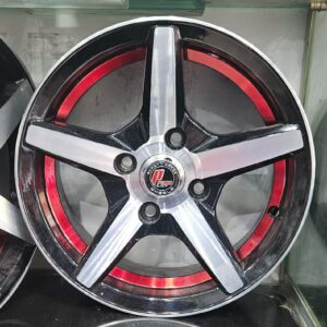 Size 13 / 4nut 100 PCD