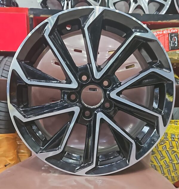 Size 15 / 4nut 100 PCD