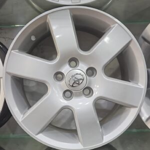 Size 15 / 4nut 100 PCD