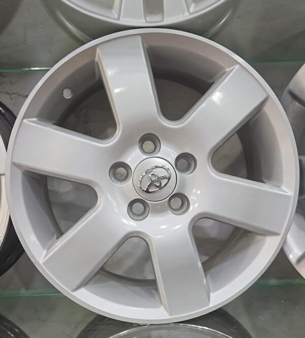 Size 15 / 4nut 100 PCD