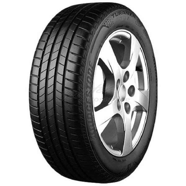 Bridgestonee 215/60/16